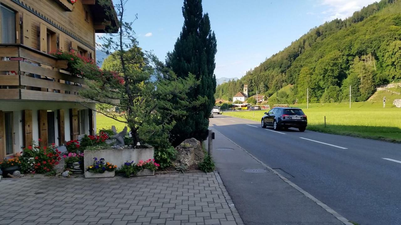 Obereigasse Apartment Wilderswil Bagian luar foto